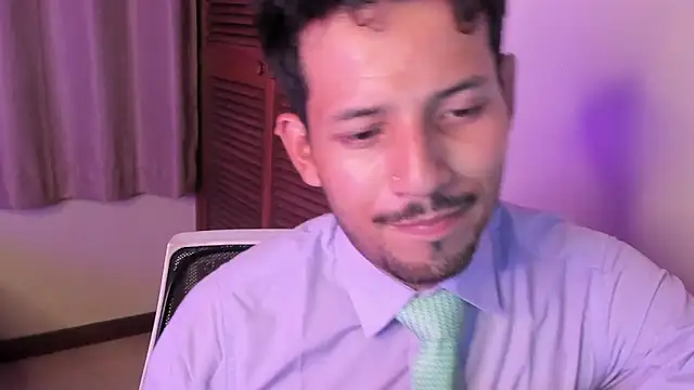 Snapshot of Nicholasrodrii chatting on February 2026 11:01:01 PM Nicholasrodrii online show from February 2026 11:01:01 PM