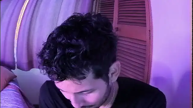 Snapshot of Nicholasrodrii chatting on February 2026 10:30:02 PM Nicholasrodrii online show from February 2026 10:30:02 PM