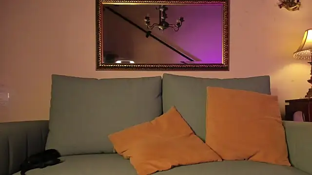 Nicholasrodrii online show from April 2026 11:37:02 PM
