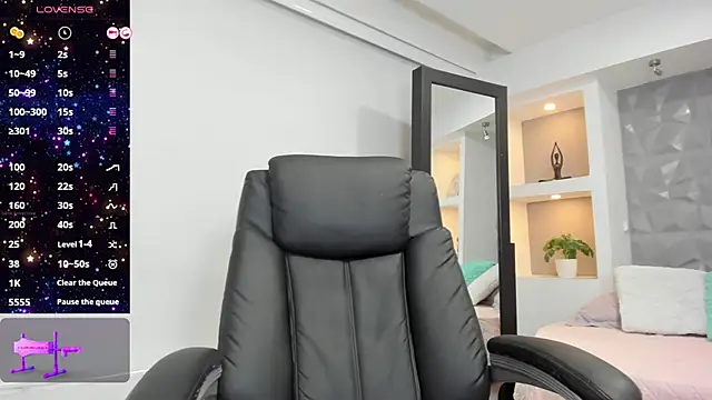 Snapshot of elisa_collins chatting on December 2024 05:43:01 PM elisa collins online show from December 2024 05:43:01 PM