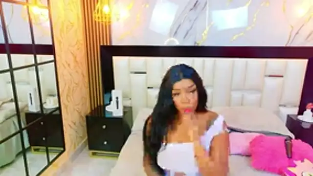SalomeRestrepo online show from July 2026 03:46:01 AM
