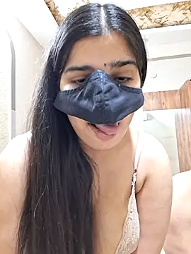 aaliya bhattt online show from February 2026 07:39:02 AM