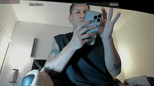 Snapshot of nakedfoam1 chatting on November 2025 12:04:01 PM nakedfoam1 online show from November 2025 12:04:01 PM