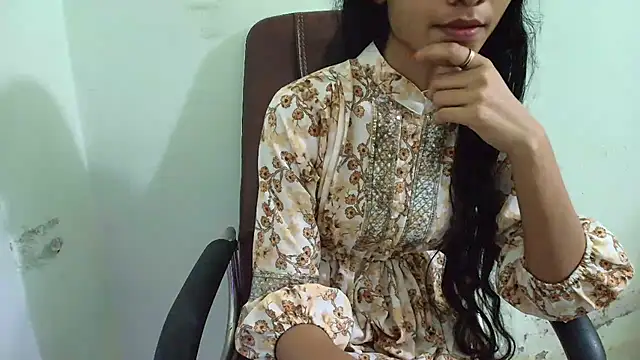 Snapshot of Srabontii chatting on March 2025 12:17:02 AM Srabontii online show from March 2025 12:17:02 AM