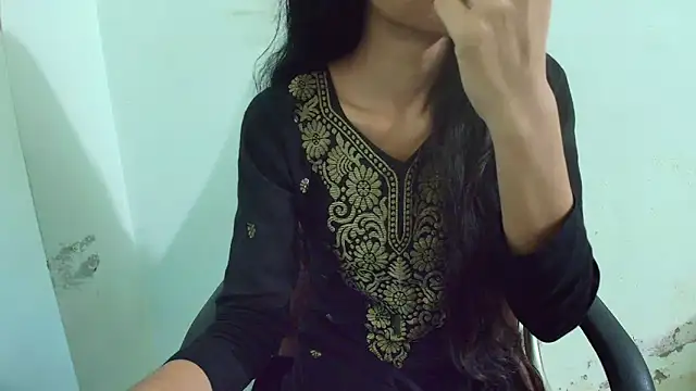 Snapshot of Srabontii chatting on March 2025 08:25:01 PM Srabontii online show from March 2025 08:25:01 PM