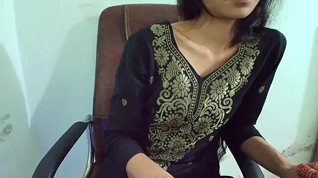 Snapshot of Srabontii chatting on March 2025 04:36:02 AM Srabontii online show from March 2025 04:36:02 AM