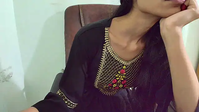 Snapshot of Srabontii chatting on March 2025 11:16:01 AM Srabontii online show from March 2025 11:16:01 AM