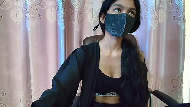 Snapshot of Srabontii chatting on September 2025 06:57:02 AM Srabontii online show from September 2025 06:57:02 AM