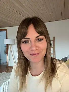 Snapshot of Milla__one chatting on January 2025 11:03:02 AM Milla one online show from January 2025 11:03:02 AM