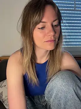 Snapshot of Milla__one chatting on March 2025 08:20:02 AM Milla one online show from March 2025 08:20:02 AM