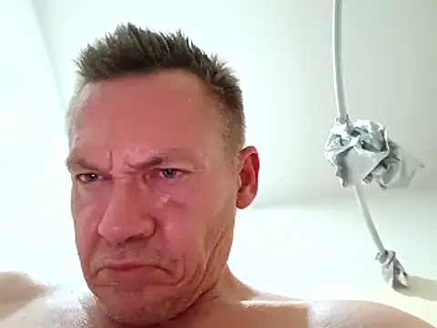 Snapshot of ed44435 chatting on January 2026 03:42:02 AM ed44435 online show from January 2026 03:42:02 AM