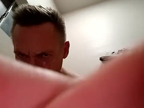 Snapshot of ed44435 chatting on January 2026 04:37:02 AM ed44435 online show from January 2026 04:37:02 AM