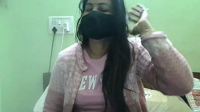 couplesuni online show from January 2025 04:26:01 AM