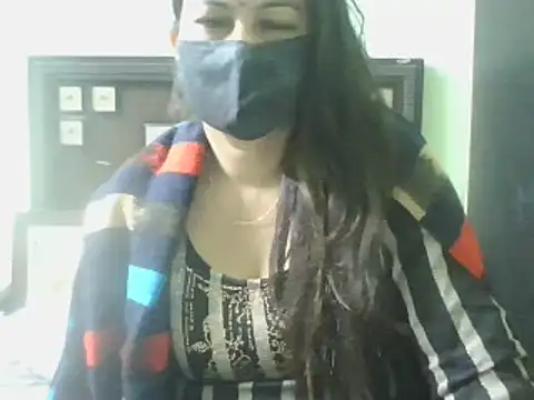 couplesuni online show from February 2025 05:09:02 AM