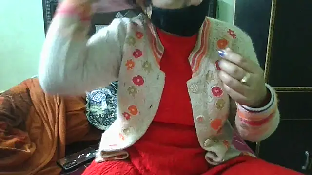 couplesuni online show from December 2025 03:44:02 AM