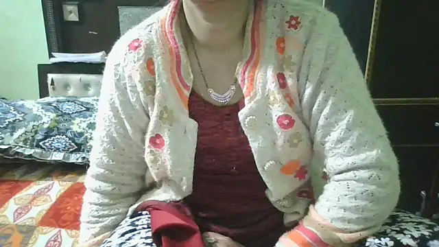 couplesuni online show from February 2026 03:27:02 AM