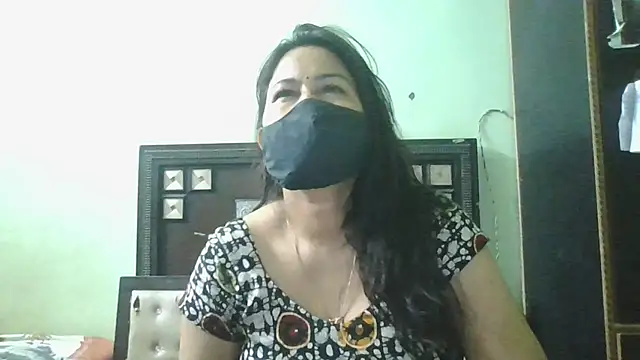 couplesuni online show from May 2026 10:12:01 AM