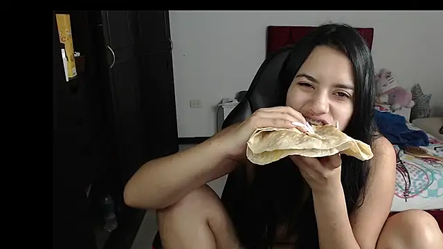 kayla k18 online show from January 2025 08:21:01 PM