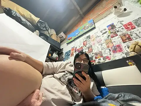 dafne19  online show from June 2026 12:06:02 AM