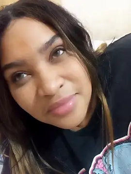 Snapshot of ambarlennoix chatting on December 2024 08:11:01 AM ambarlennoix online show from December 2024 08:11:01 AM