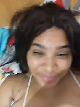 Snapshot of ambarlennoix chatting on December 2024 05:03:01 PM ambarlennoix online show from December 2024 05:03:01 PM