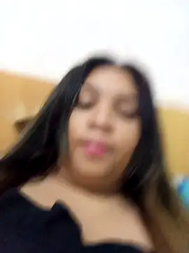 Snapshot of ambarlennoix chatting on January 2025 04:31:02 AM ambarlennoix online show from January 2025 04:31:02 AM