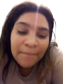 Snapshot of ambarlennoix chatting on January 2025 11:55:01 AM ambarlennoix online show from January 2025 11:55:01 AM