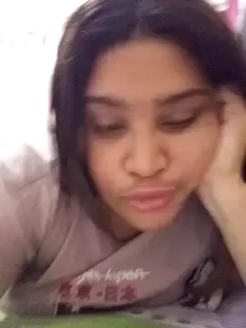 Snapshot of ambarlennoix chatting on February 2025 06:32:01 AM ambarlennoix online show from February 2025 06:32:01 AM