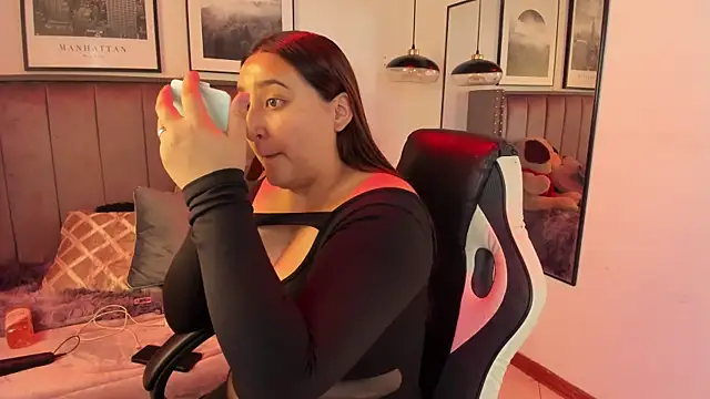 Alaia Cute online show from September 2025 04:02:02 AM