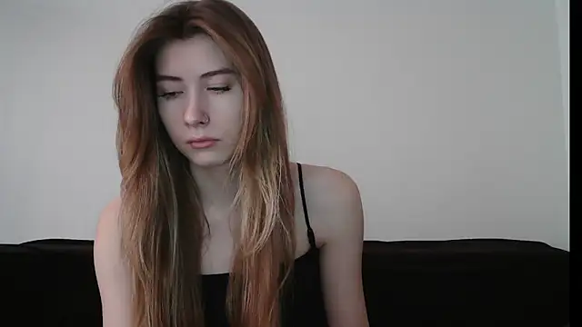 Snapshot of ErikaShyy chatting on January 2025 10:16:01 AM ErikaShyy online show from January 2025 10:16:01 AM