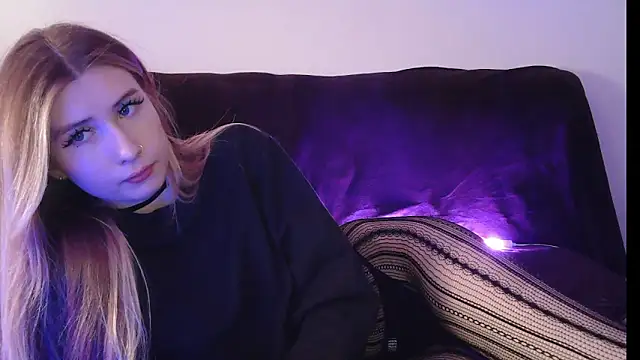 Snapshot of ErikaShyy chatting on February 2026 10:07:02 AM ErikaShyy online show from February 2026 10:07:02 AM