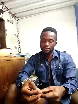 Snapshot of bull_Giant chatting on December 2024 11:09:01 PM bull Giant online show from December 2024 11:09:01 PM