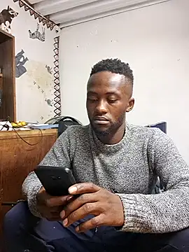 Snapshot of bull_Giant chatting on December 2024 10:02:02 PM bull Giant online show from December 2024 10:02:02 PM