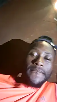 Snapshot of bull_Giant chatting on December 2024 12:11:01 AM bull Giant online show from December 2024 12:11:01 AM