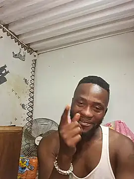 Snapshot of bull_Giant chatting on February 2025 12:29:01 AM bull Giant online show from February 2025 12:29:01 AM