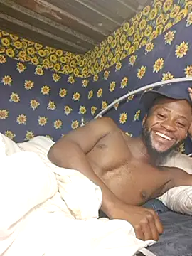 Snapshot of bull_Giant chatting on February 2025 02:51:02 AM bull Giant online show from February 2025 02:51:02 AM