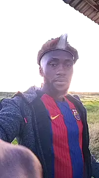 Snapshot of bull_Giant chatting on February 2025 11:04:01 PM bull Giant online show from February 2025 11:04:01 PM