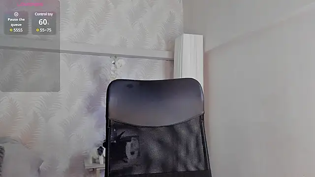 Snapshot of CyntiaAdams chatting on January 2025 11:39:02 PM CyntiaAdams online show from January 2025 11:39:02 PM