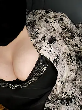 Snapshot of tota_ chatting on March 2025 11:54:02 PM tota online show from March 2025 11:54:02 PM