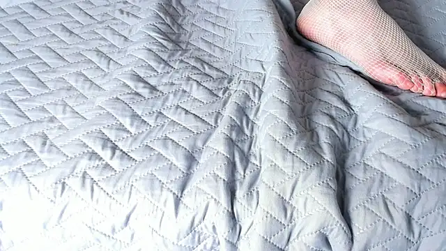 Snapshot of LiaFlowers chatting on February 2025 06:25:02 AM LiaFlowers online show from February 2025 06:25:02 AM