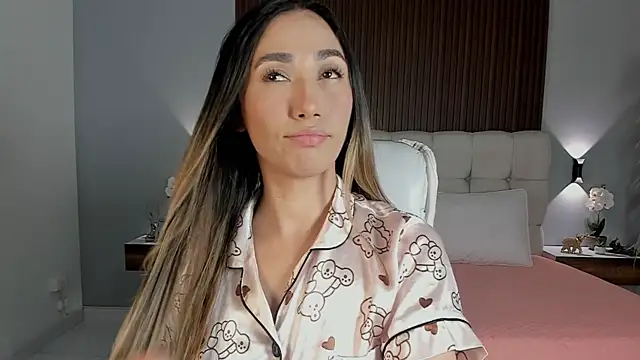 Emma23   online show from June 2026 05:28:01 AM