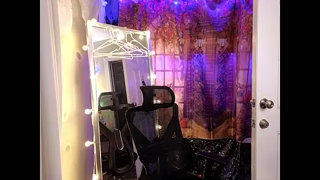 Snapshot of cunty_tranny_lydia chatting on October 2025 04:38:01 AM cunty tranny lydia online show from October 2025 04:38:01 AM