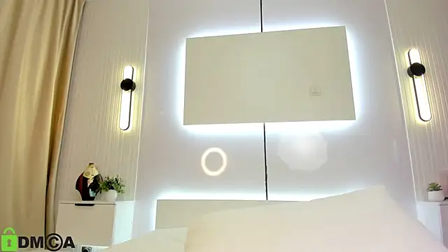 Snapshot of Lola_Peach chatting on January 2025 09:16:02 AM Lola Peach online show from January 2025 09:16:02 AM