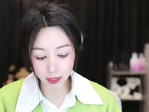 Nuyoah-77 online show from March 2025 04:07:02 PM