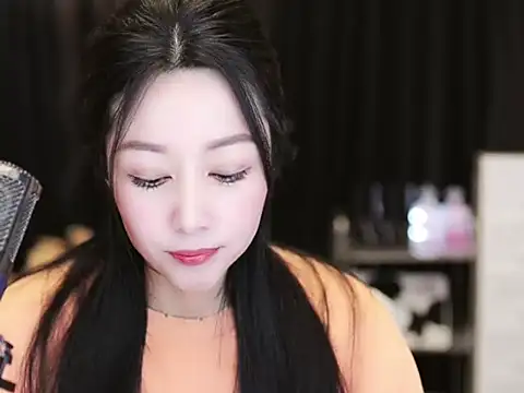 Nuyoah-77 online show from March 2025 04:18:02 PM