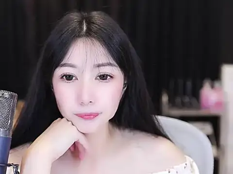 Nuyoah-77 online show from September 2025 05:14:02 PM