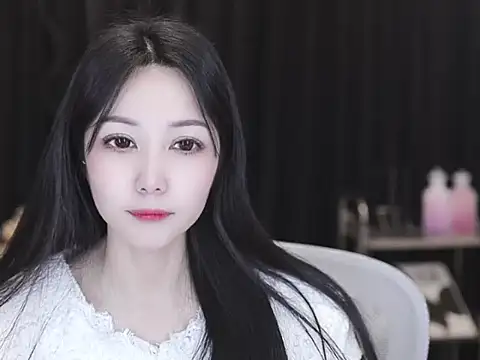 Nuyoah-77 online show from February 2026 01:14:01 PM