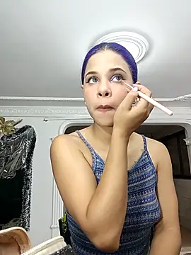 Snapshot of LadyAvalon chatting on December 2025 07:09:01 PM LadyAvalon online show from December 2025 07:09:01 PM