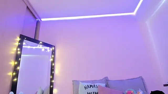 ValeriaCox online show from February 2025 06:42:02 PM