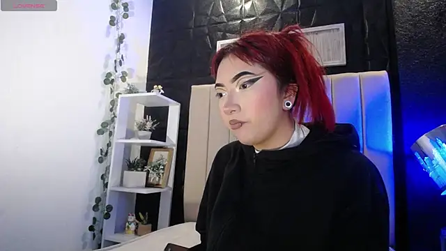 Mia Rinn online show from December 2024 01:43:02 PM